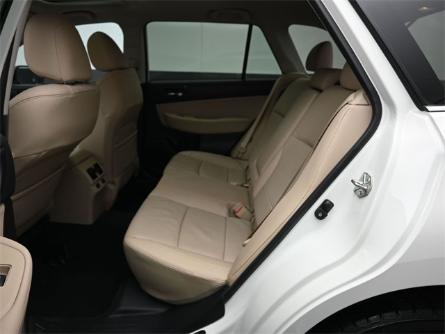 2017 SUBARU OUTBACK - Image 22