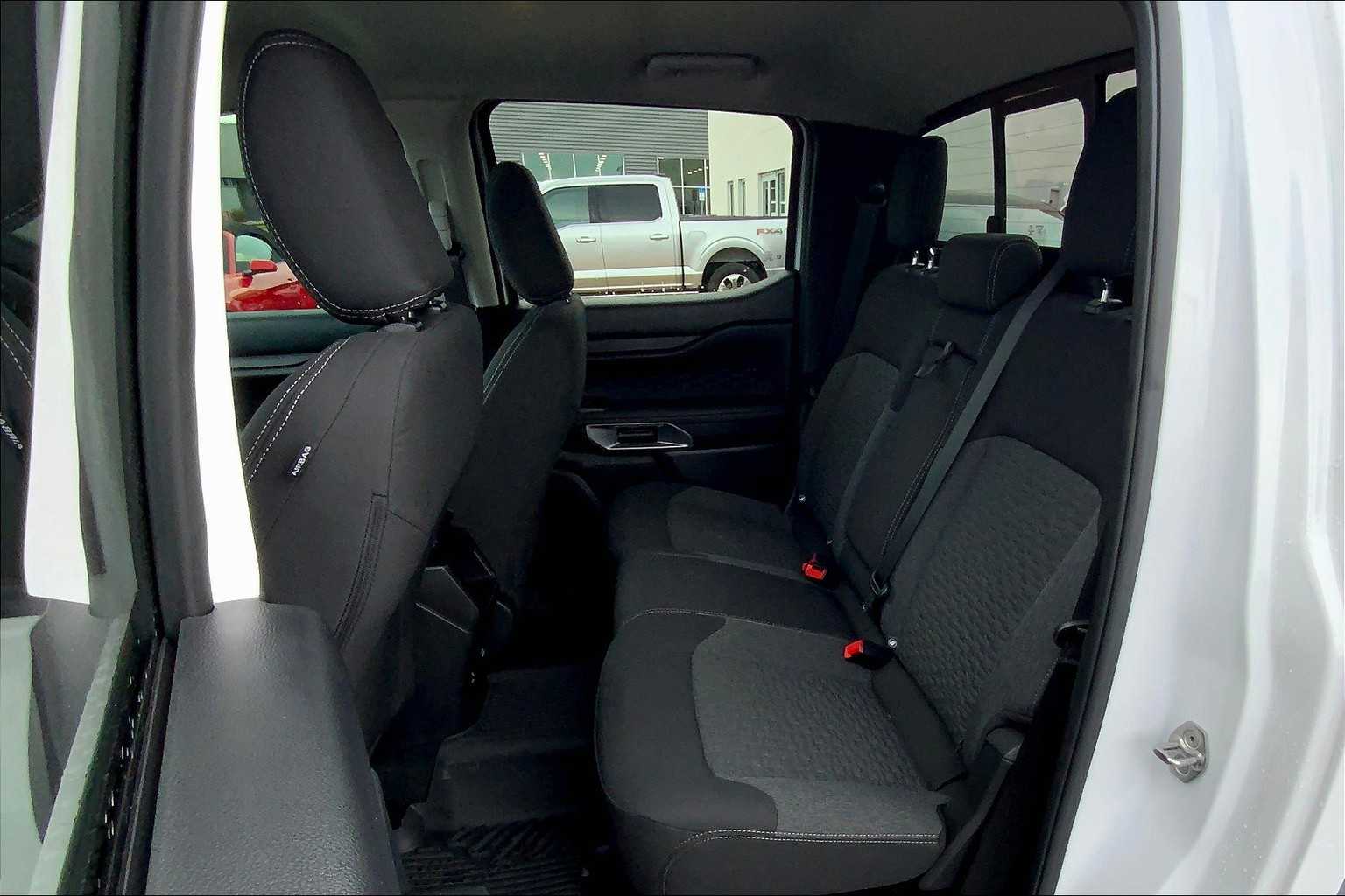 2024 Ford Ranger XLT photo 19