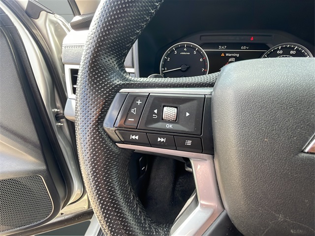 2024 Mitsubishi Outlander SE photo 9
