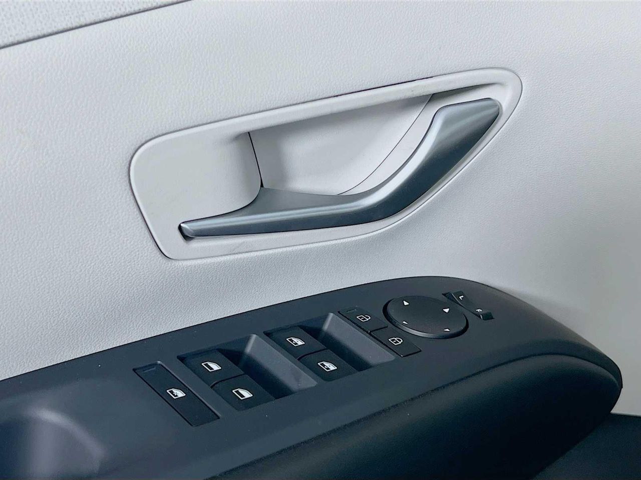 2025 Hyundai Tucson SEL Convenience photo 14
