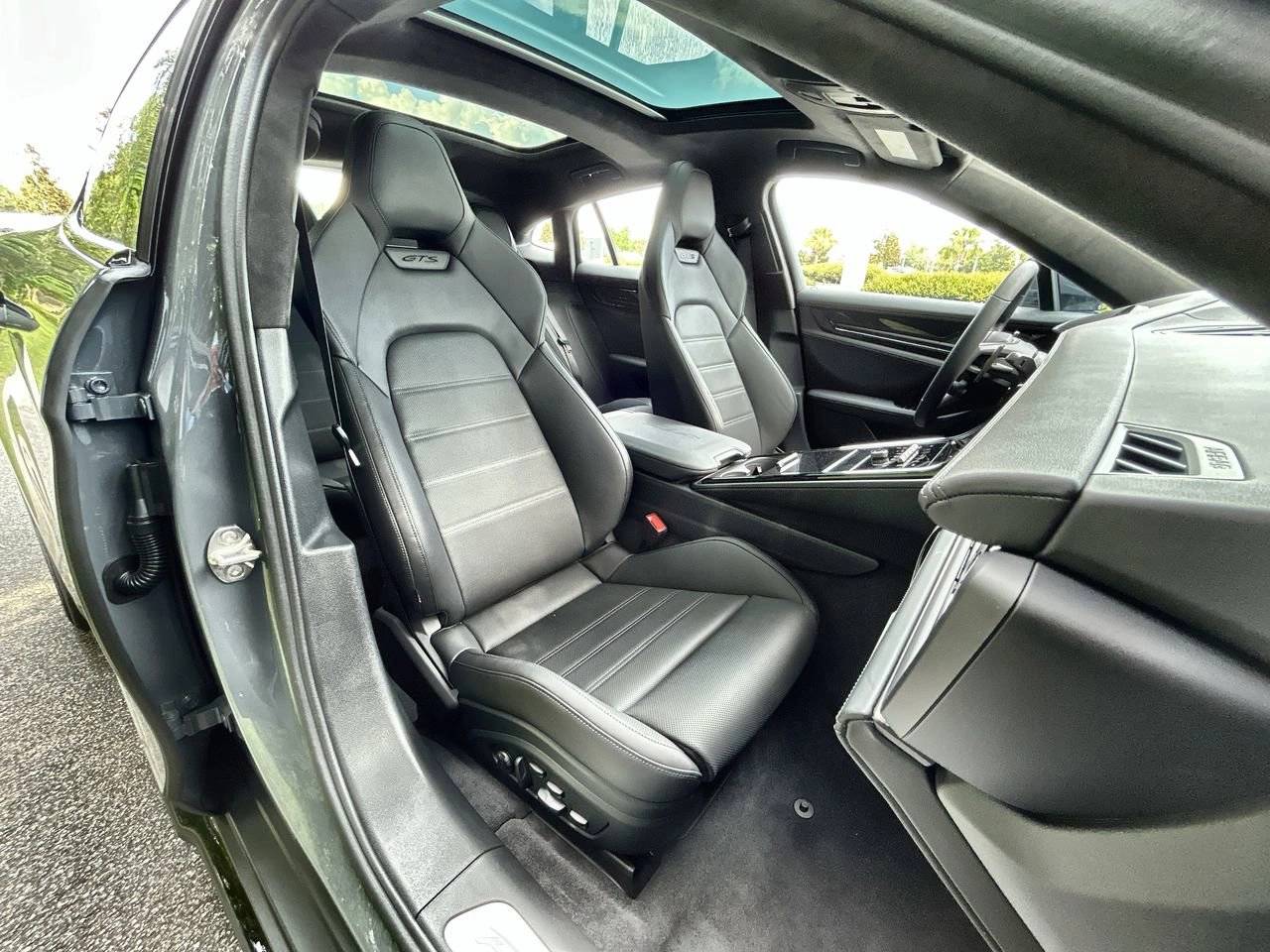 2026 Porsche Panamera GTS photo 29
