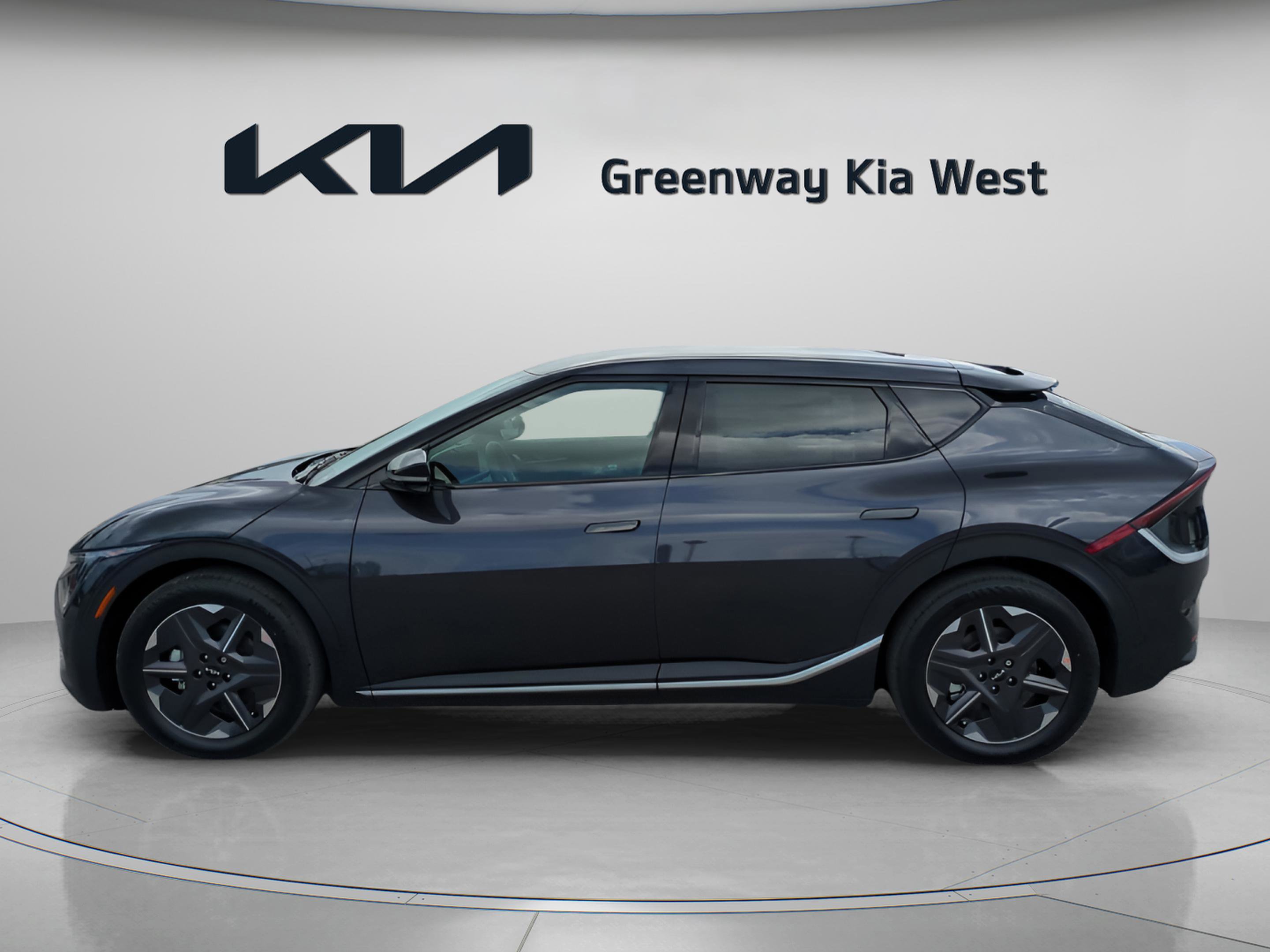 2025 Kia EV6 Light photo 4