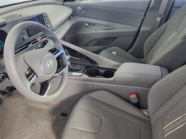 2025 Hyundai Elantra Hybrid Blue photo 7