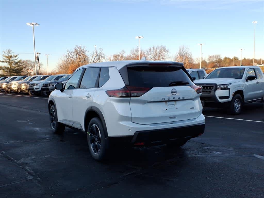 2026 Nissan Rogue SV photo 4