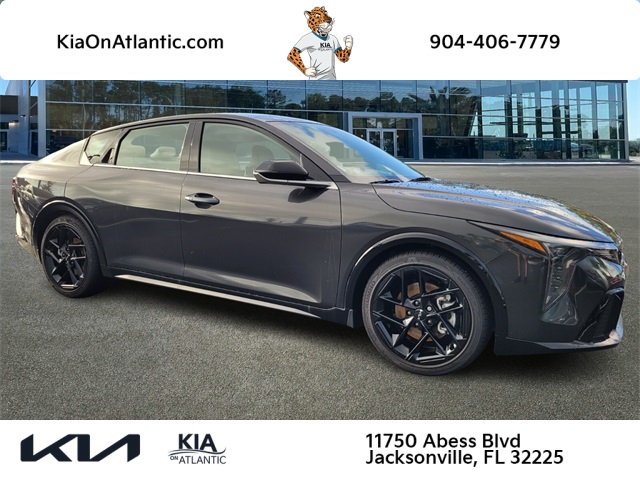 2025 Kia K4 GT-Line Turbo's photo