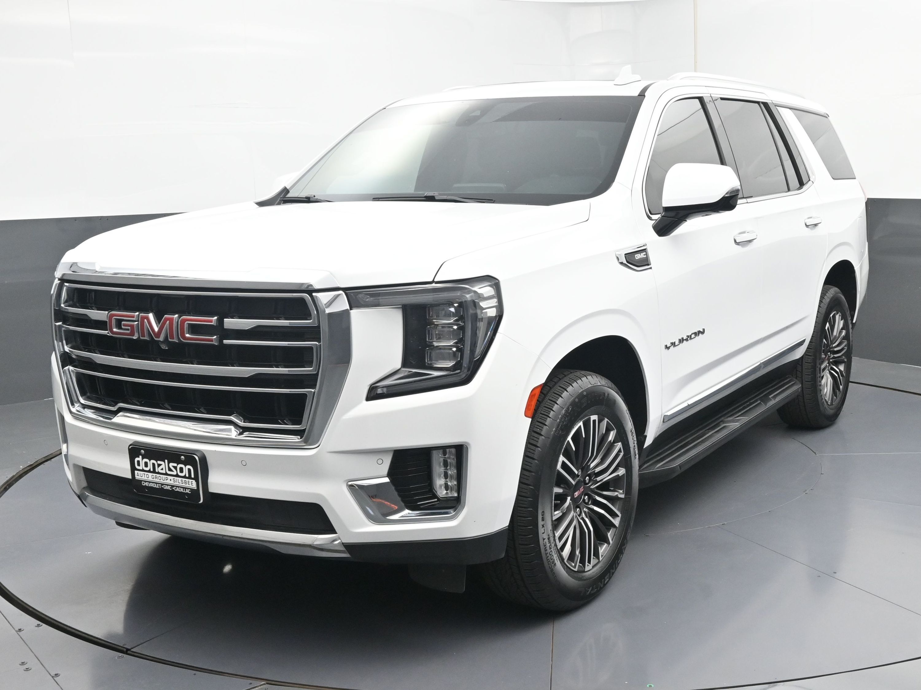 2022 Gmc Yukon SLT photo 4