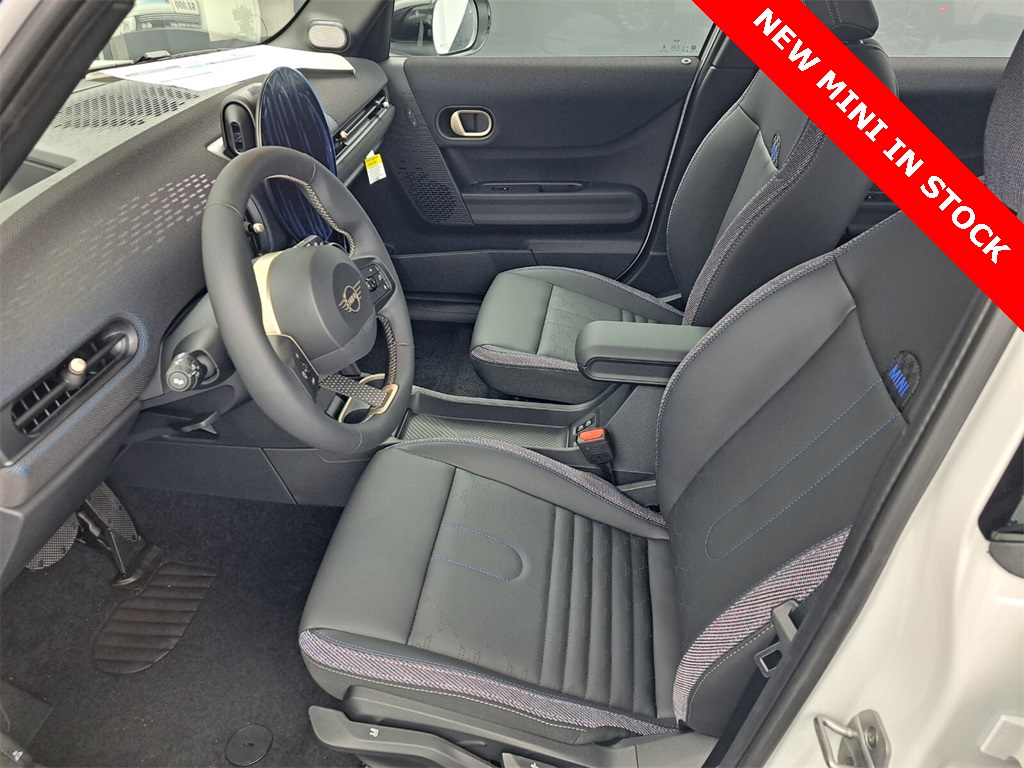 2025 Mini Cooper 4 Door Hardtop Signature photo 7