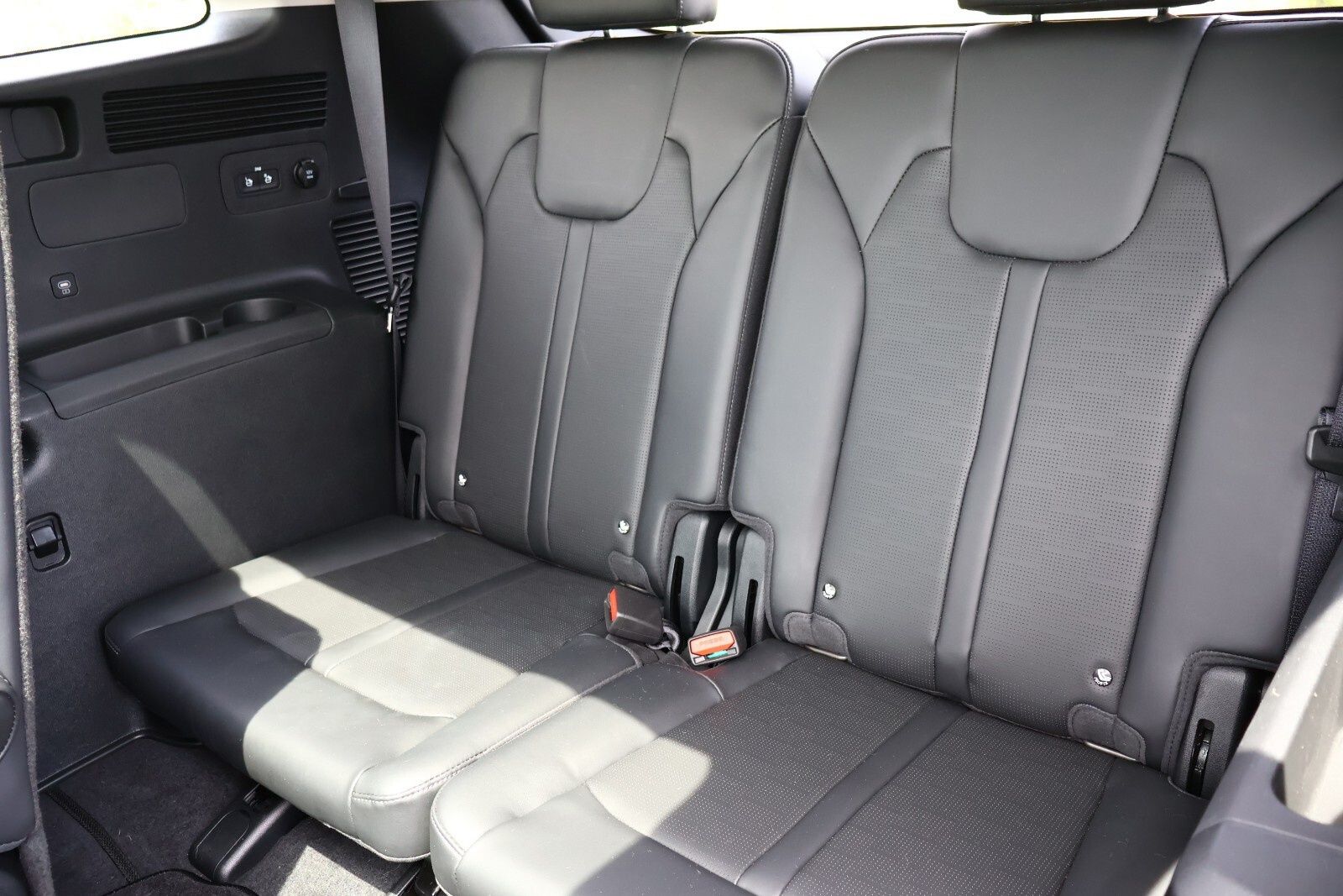 2024 Kia Sorento X-Line SX photo 18
