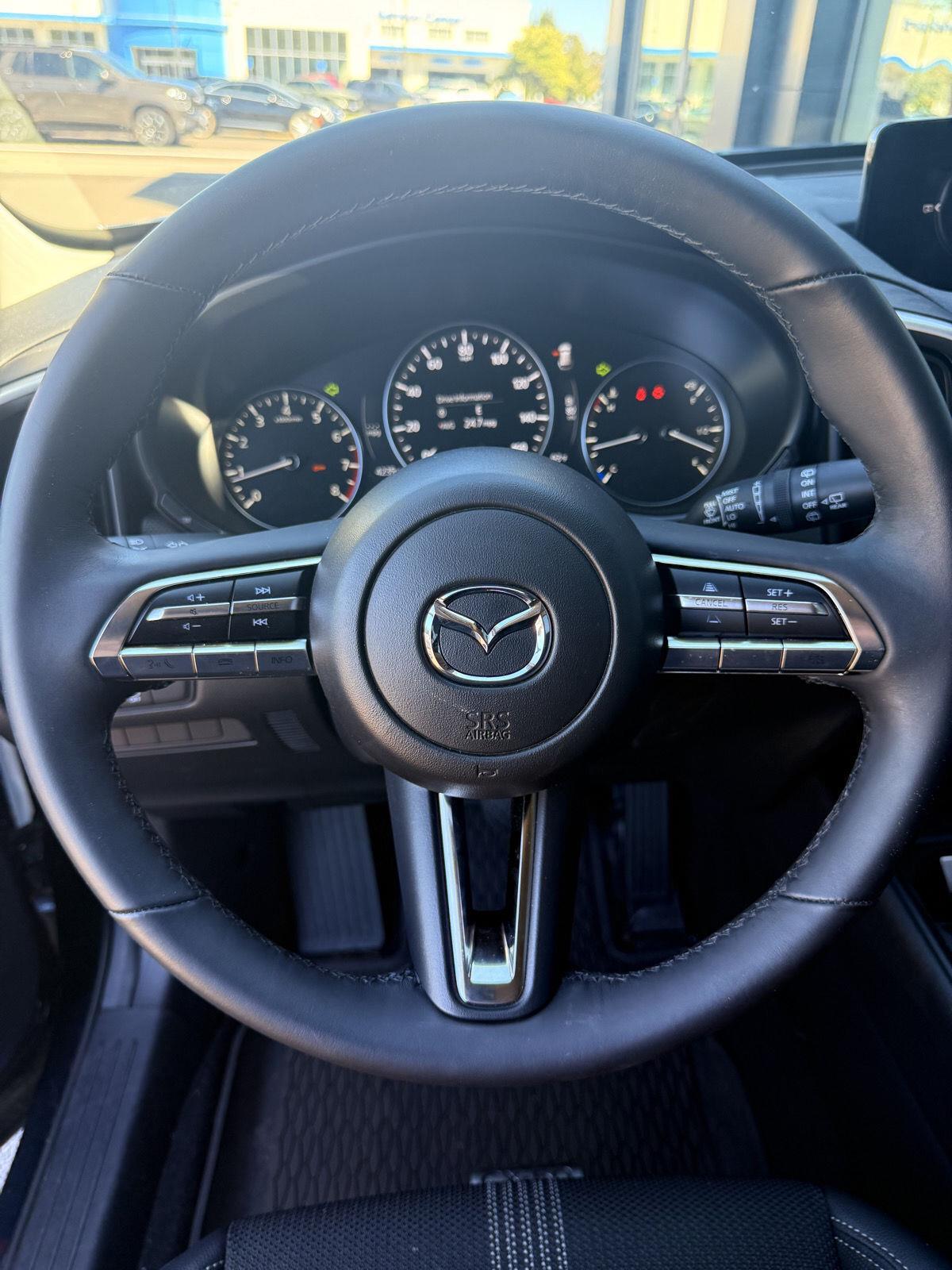 2025 Mazda CX-50 2.5 Select photo 18