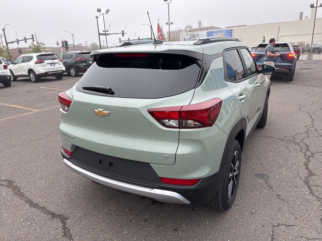 2026 Chevrolet Trailblazer LT photo 9