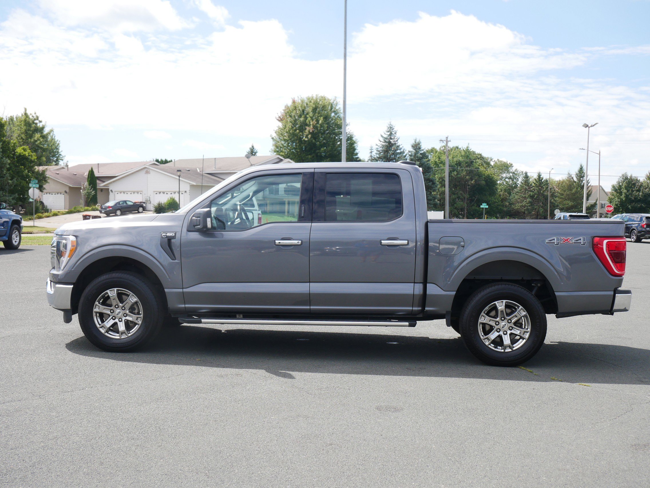 Used 2022 Ford F-150 XLT with VIN 1FTEW1EP0NFC25183 for sale in Hastings, Minnesota