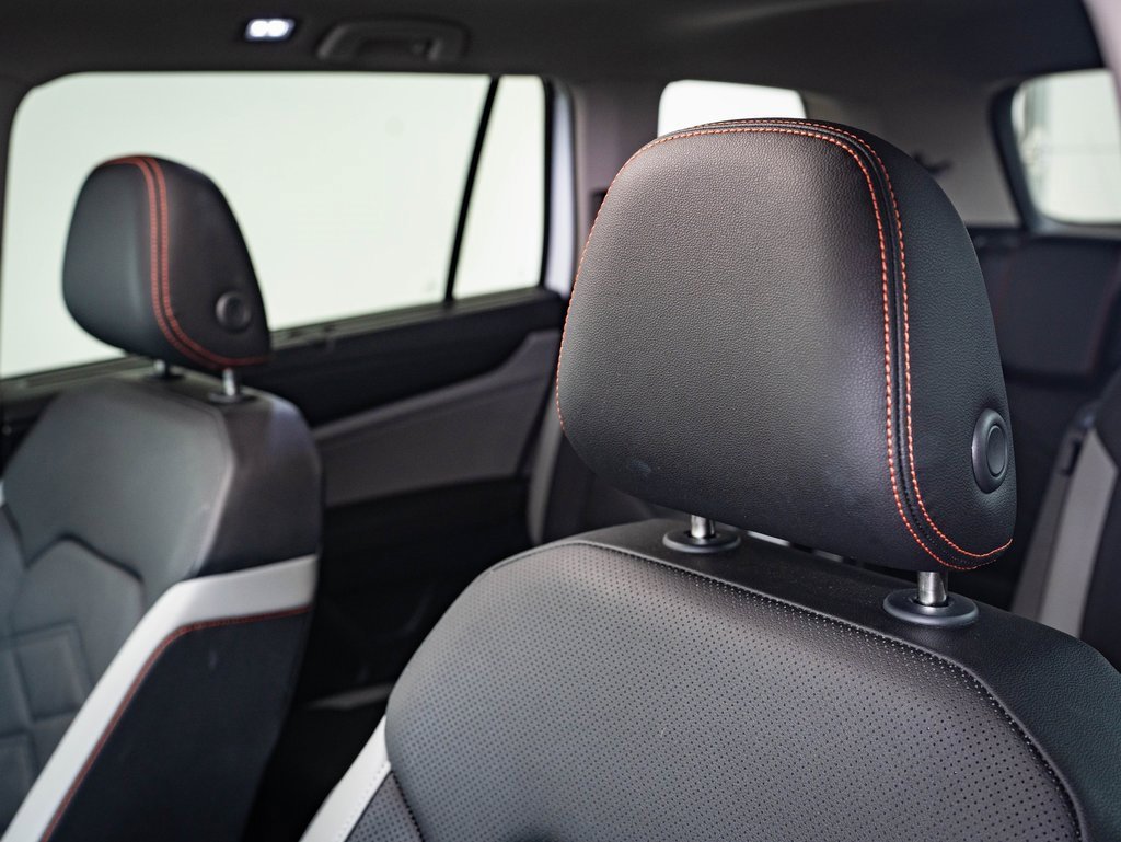 2025 Volkswagen Atlas Peak Edition SE photo 20