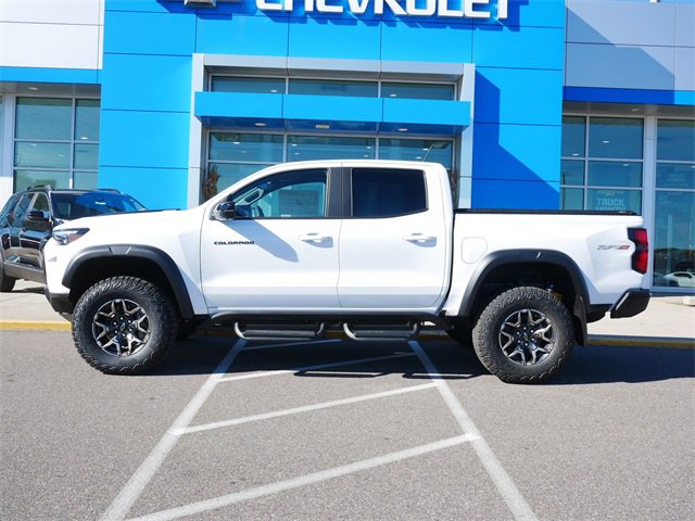 2026 Chevrolet Colorado ZR2 photo 2