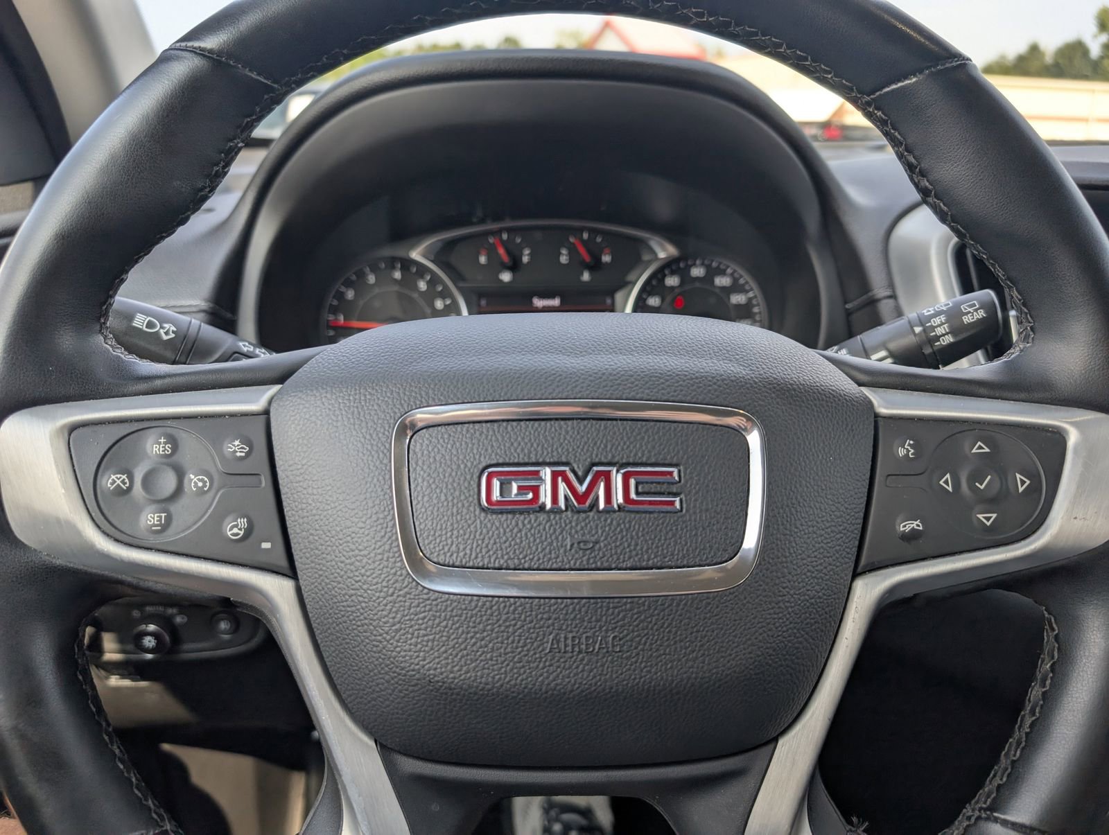 2023 Gmc Terrain SLT photo 24