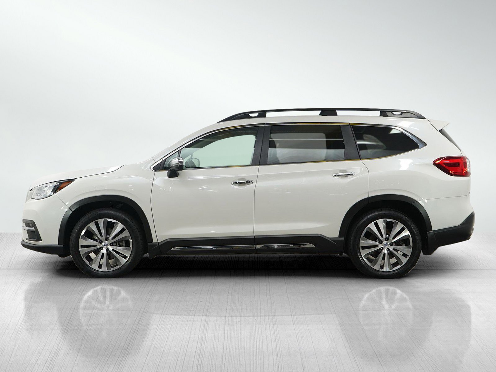 Used 2020 Subaru Ascent Touring with VIN 4S4WMARD4L3421583 for sale in South Saint Paul, Minnesota