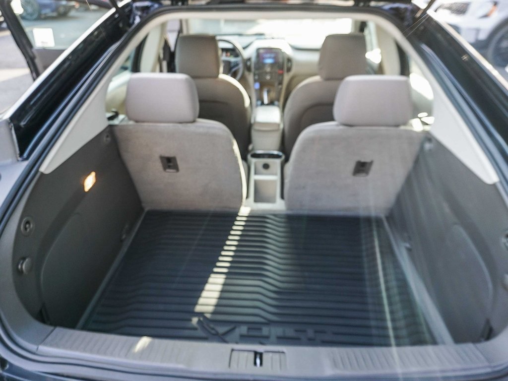 2013 Chevrolet Volt Base photo 20