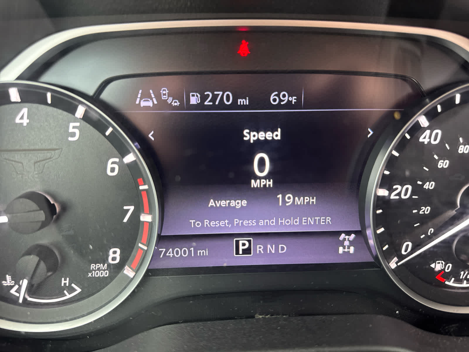 2022 Nissan Titan Crew Cab S photo 13