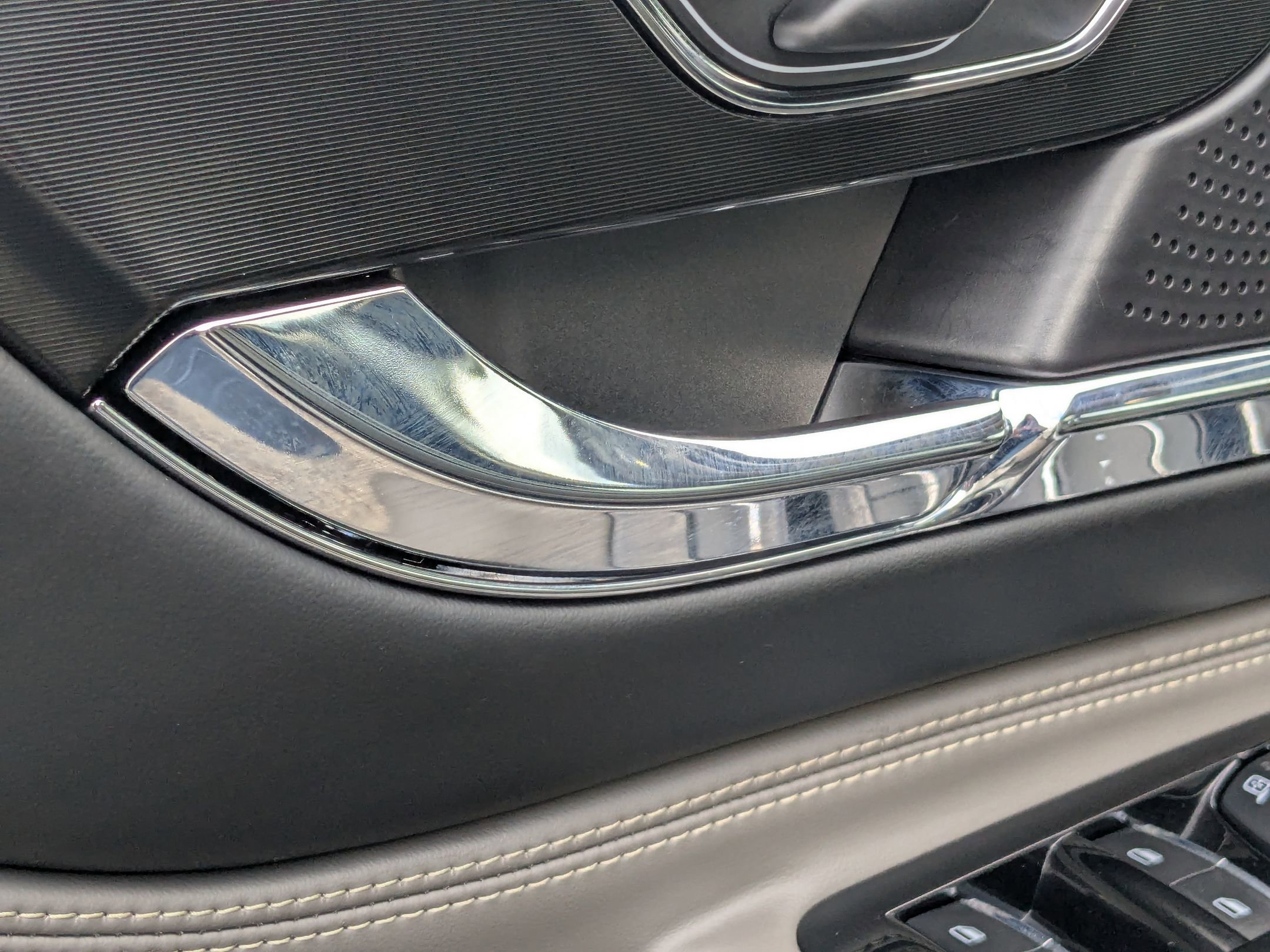 2024 Lincoln Corsair Grand Touring photo 12