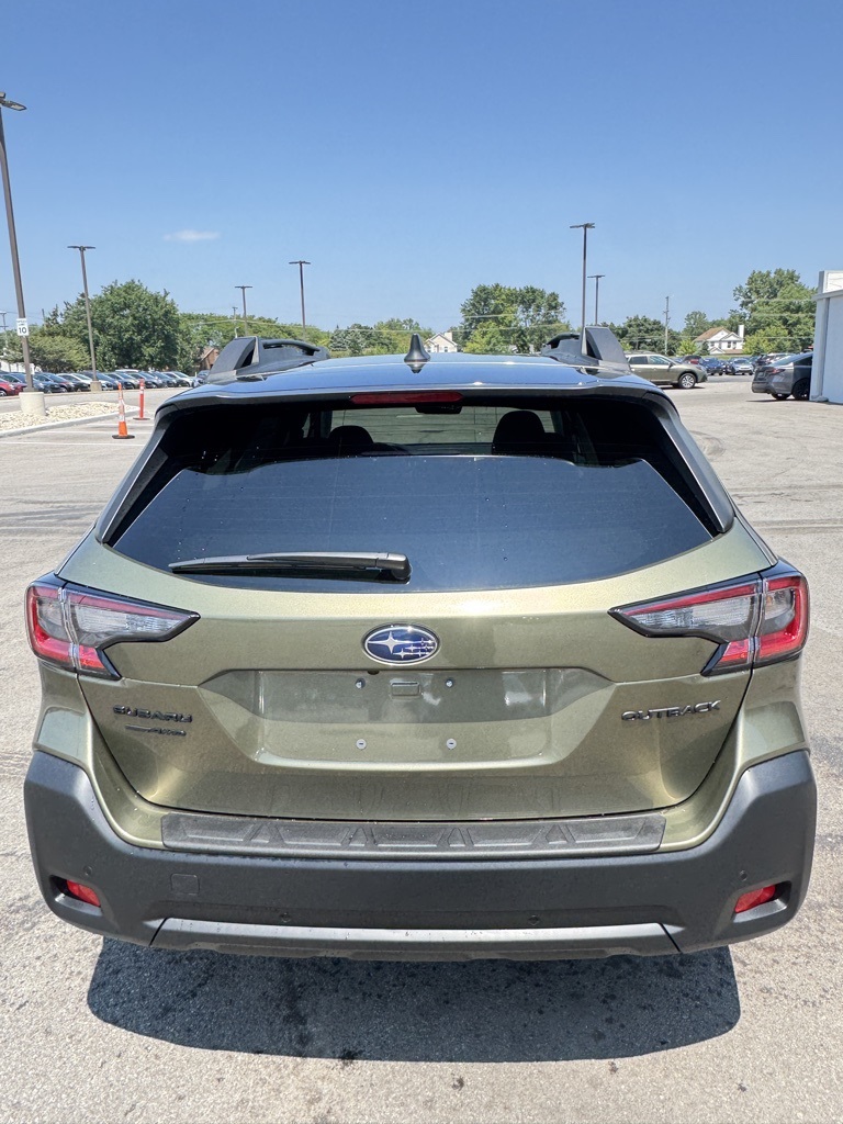 2025 Subaru Outback Onyx Edition photo 4