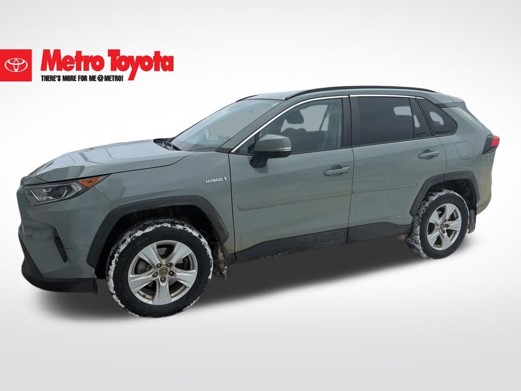 2019 Toyota RAV4 XLE's photo