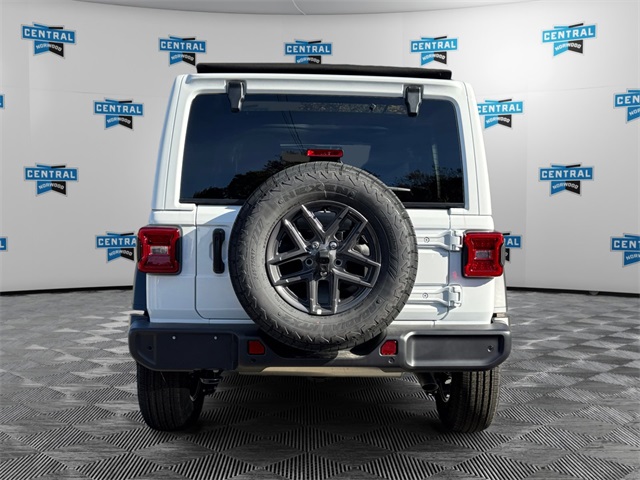 2025 Jeep Wrangler Sport S photo 3