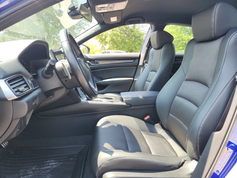 2022 Honda Accord Sport photo 9