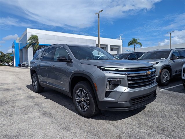 2026 Chevrolet Traverse LT's photo