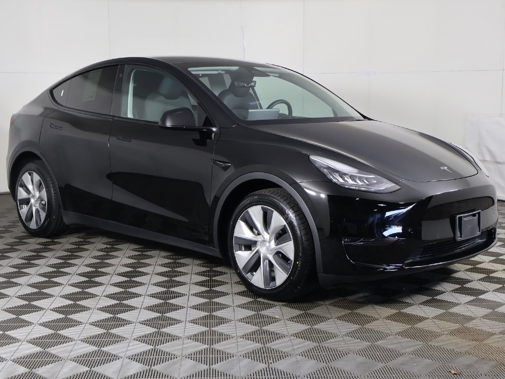Used 2023 Tesla Model Y Long Range with VIN 7SAYGDEE9PA024562 for sale in Bedford, OH
