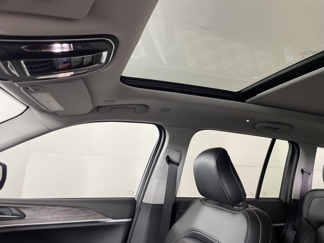 2024 Jeep Cherokee Base photo 17