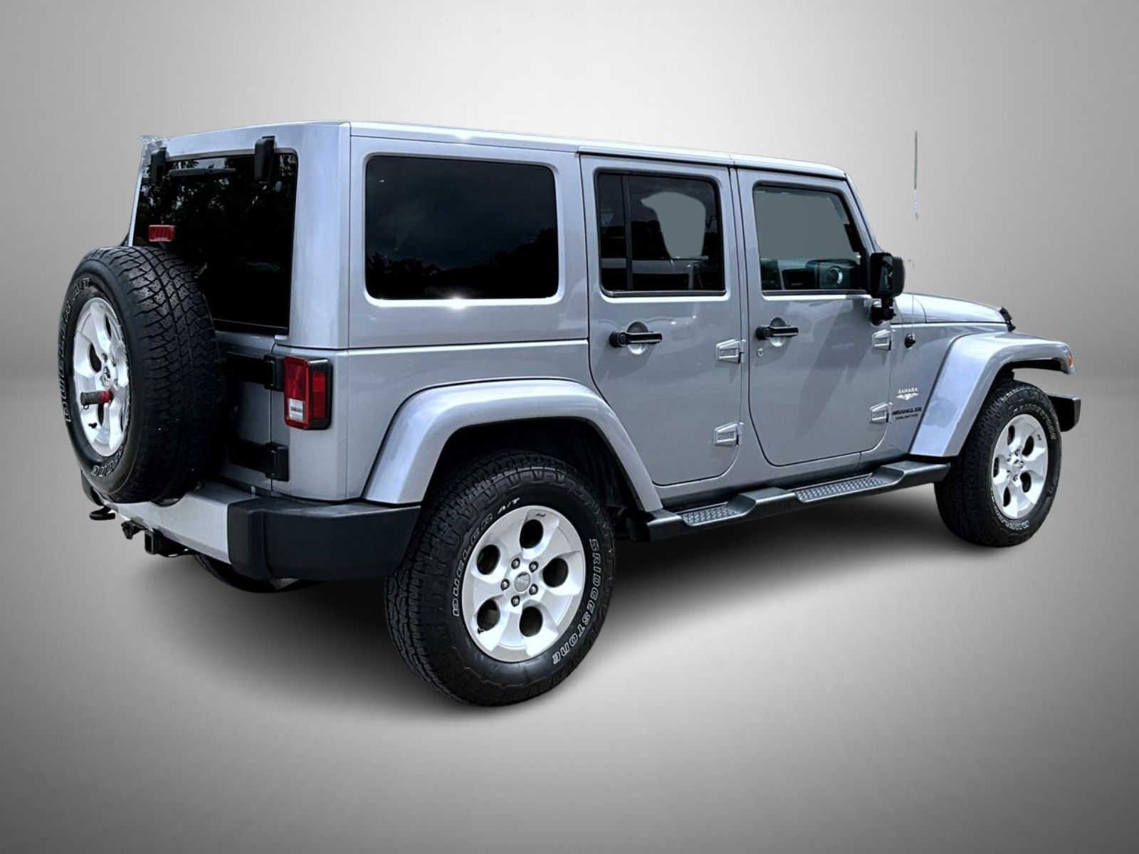 2014 Jeep Wrangler Unlimited Sahara Sport photo 5