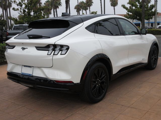 2025 Ford Mustang Mach-E Premium photo 3