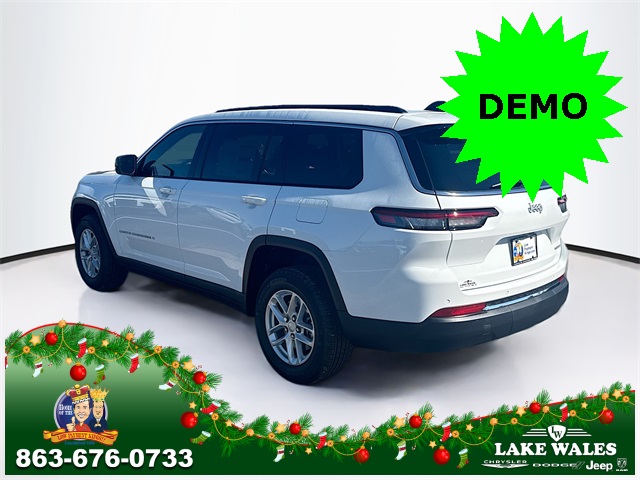 2025 Jeep Grand Cherokee Laredo photo 4