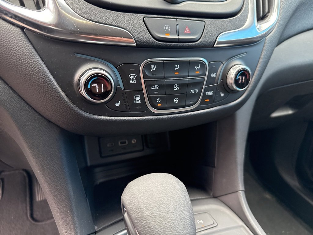 2024 Chevrolet Equinox LT photo 24