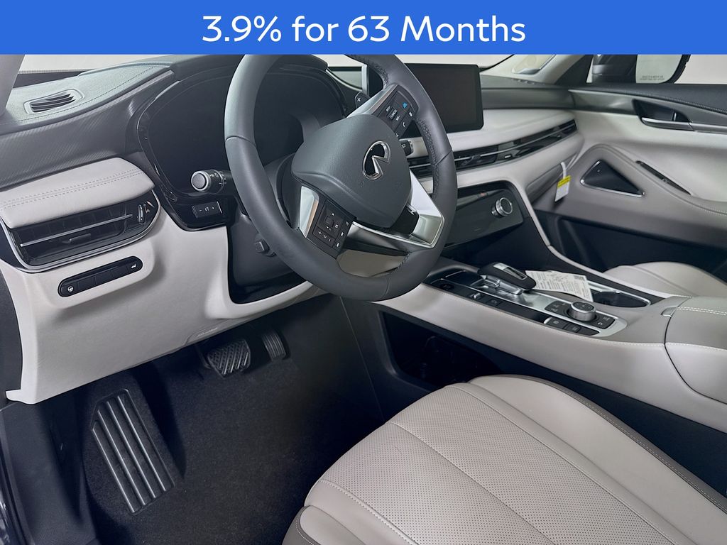 2026 Infiniti QX60 Luxe photo 9