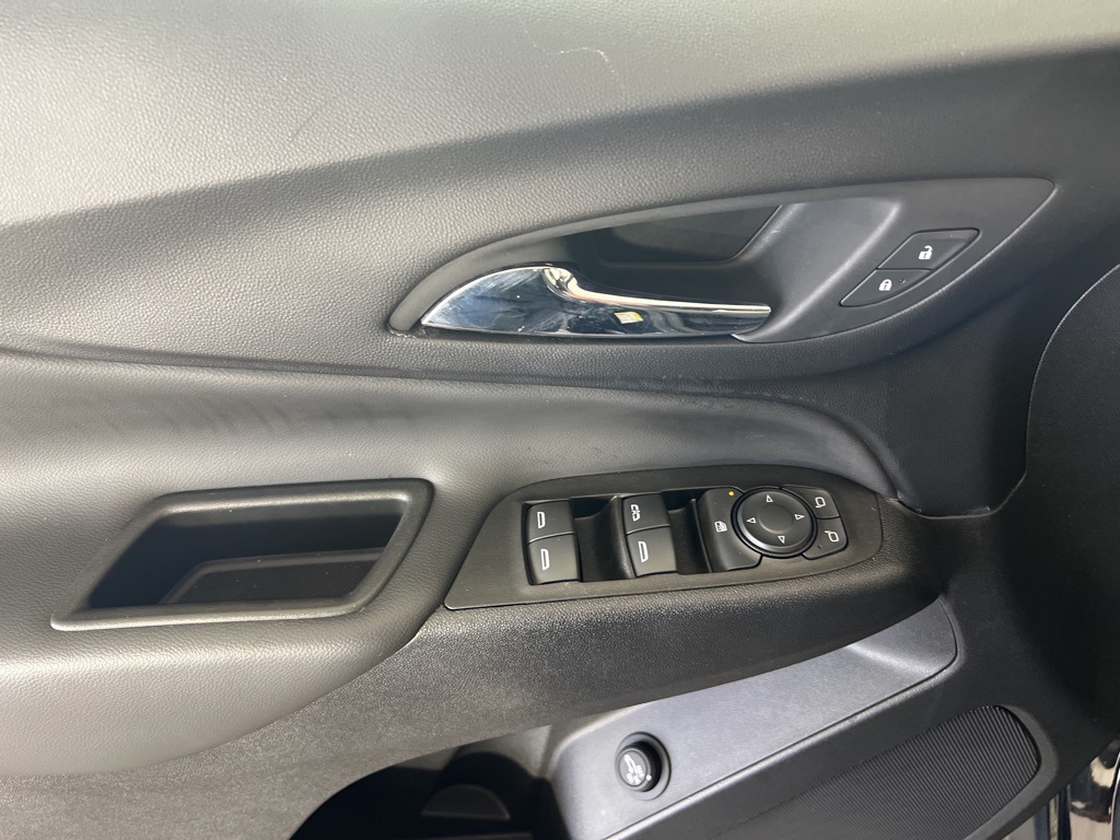 2023 Chevrolet Equinox LT photo 5