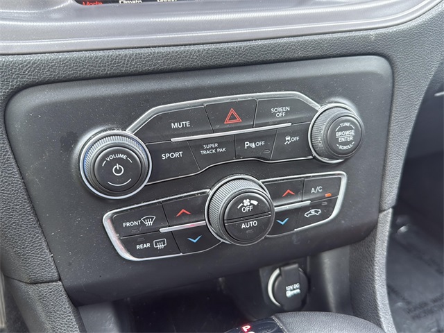 2023 Dodge Charger R/T photo 11