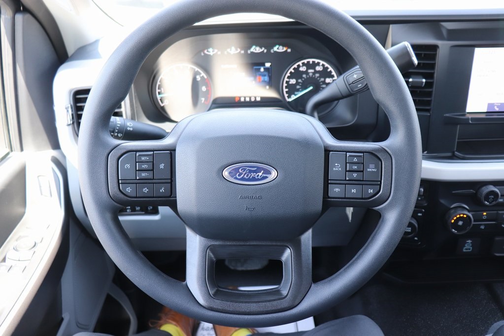 2025 Ford F-350 XLT photo 19