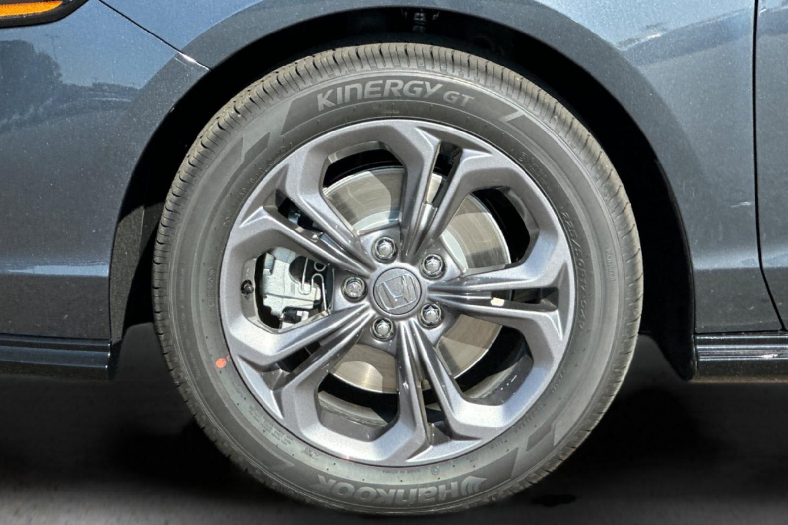 2025 Honda Accord Hybrid EX-L photo 29