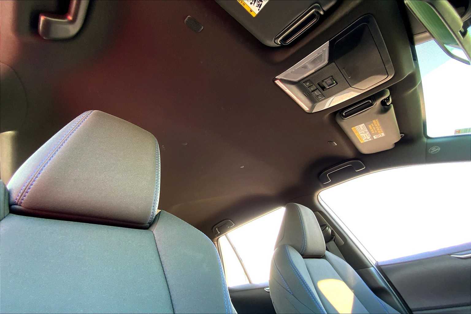 2024 Toyota RAV4 Hybrid SE photo 13