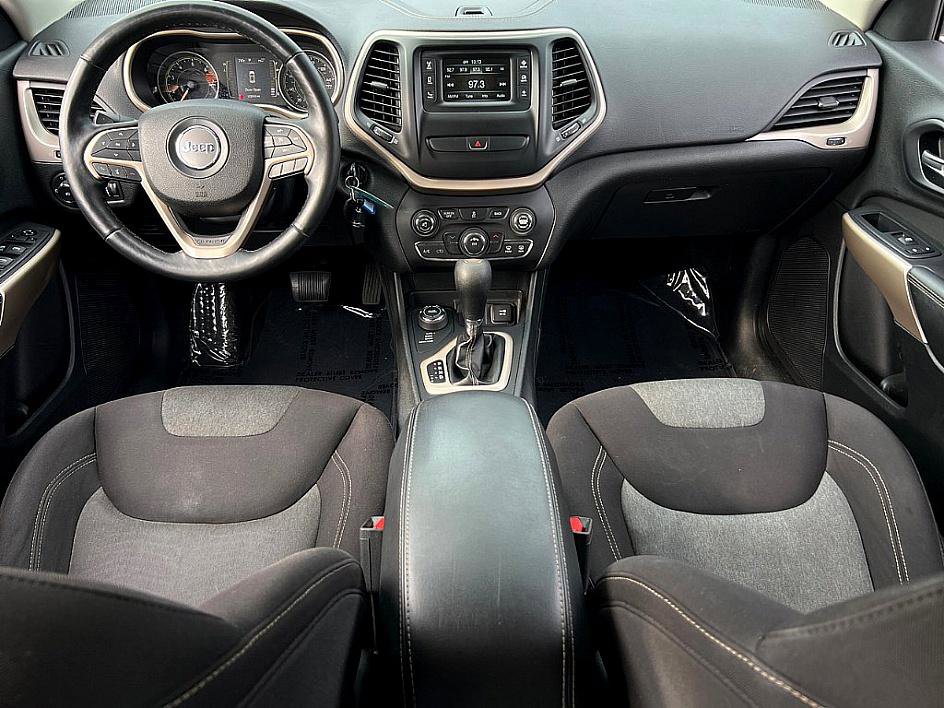 2018 Jeep Cherokee Latitude photo 6