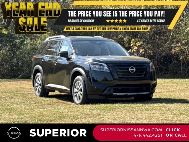 2025 Nissan Pathfinder SL's photo