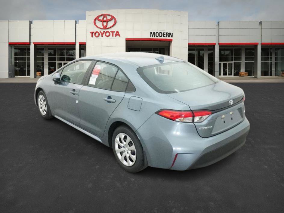 2026 Toyota Corolla LE photo 13