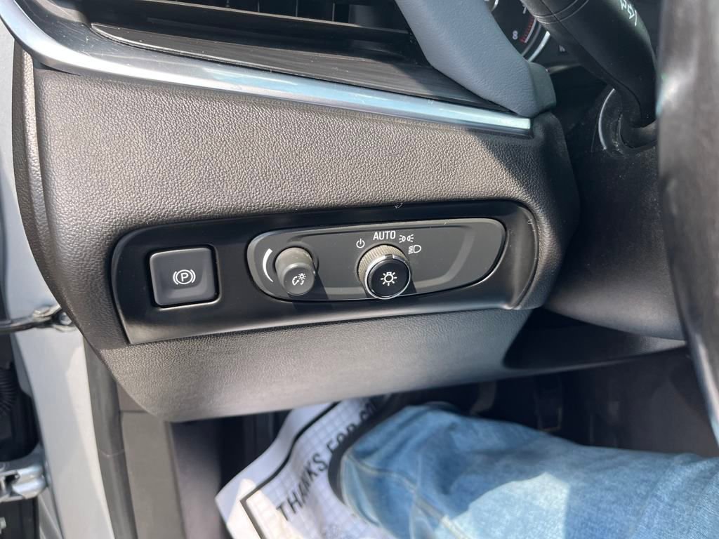2021 Buick Enclave Essence photo 9