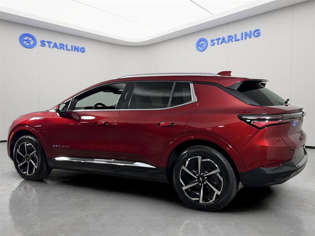 2025 Chevrolet Equinox EV 1LT photo 3