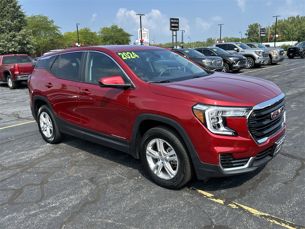 2024 GMC TERRAIN - Image 2