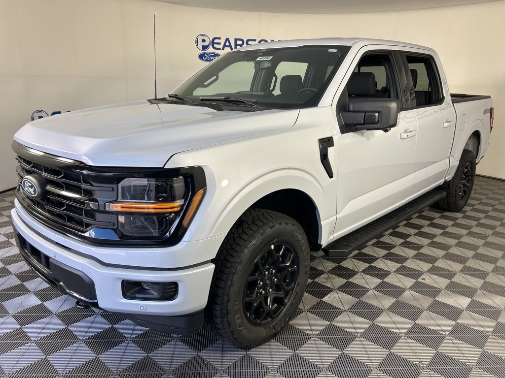 2025 Ford F-150 XLT's photo