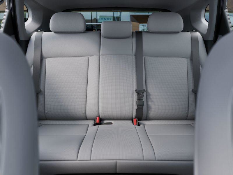 2026 Hyundai Kona SE photo 11