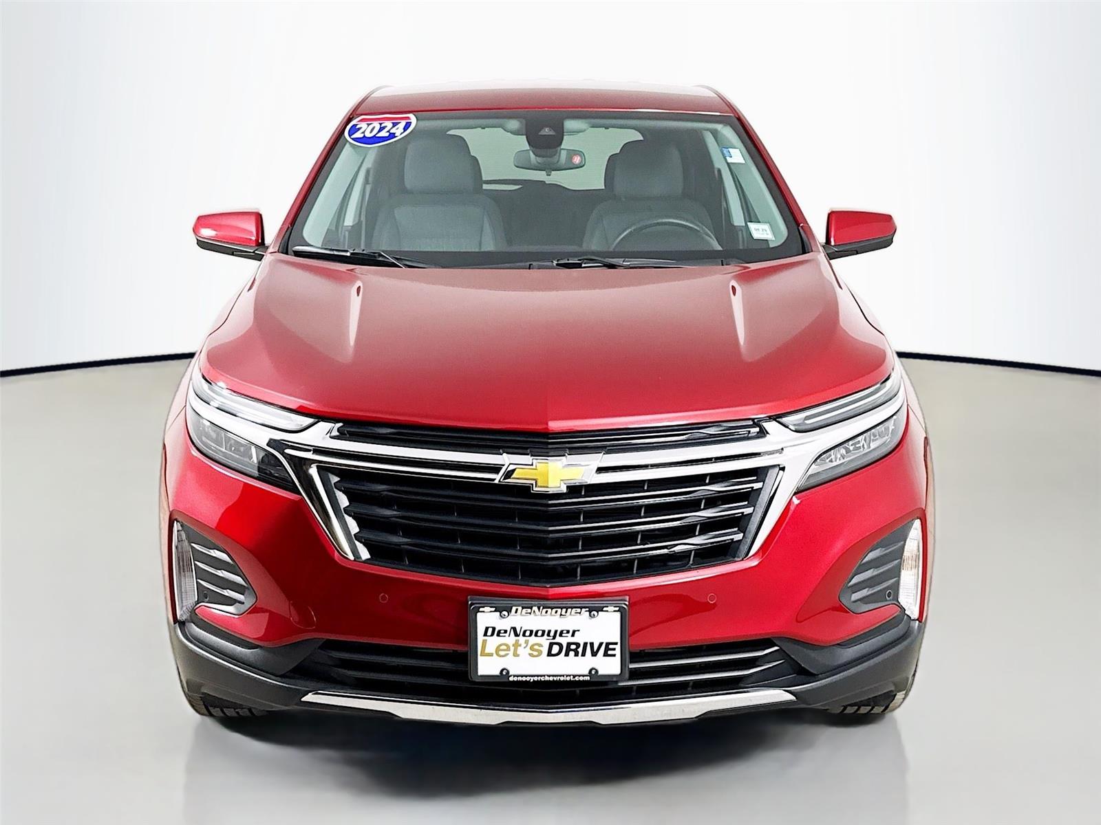 2024 Chevrolet Equinox LT photo 4