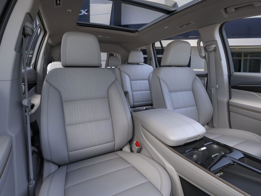 2026 Buick Enclave Avenir photo 11