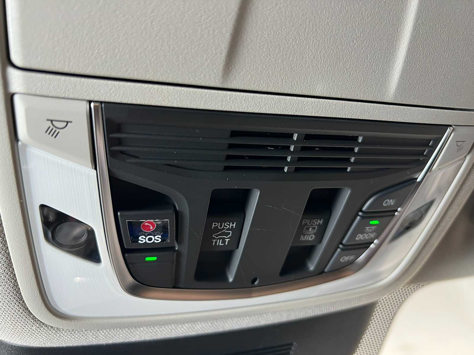 2026 Acura MDX SH-AWD photo 23